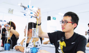 新加坡东亚管理学院入学